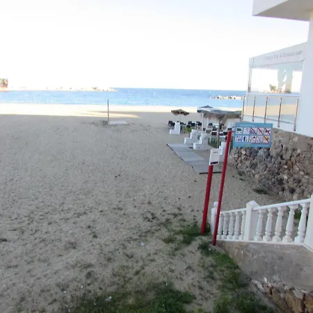 And Apartamento Garrucha
